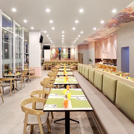 Ibis Styles Bogor Pajajaran Hotel Ngoại thất bức ảnh