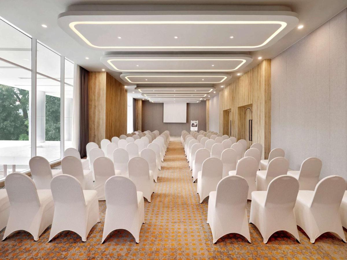 Ibis Styles Bogor Pajajaran Hotel Ngoại thất bức ảnh