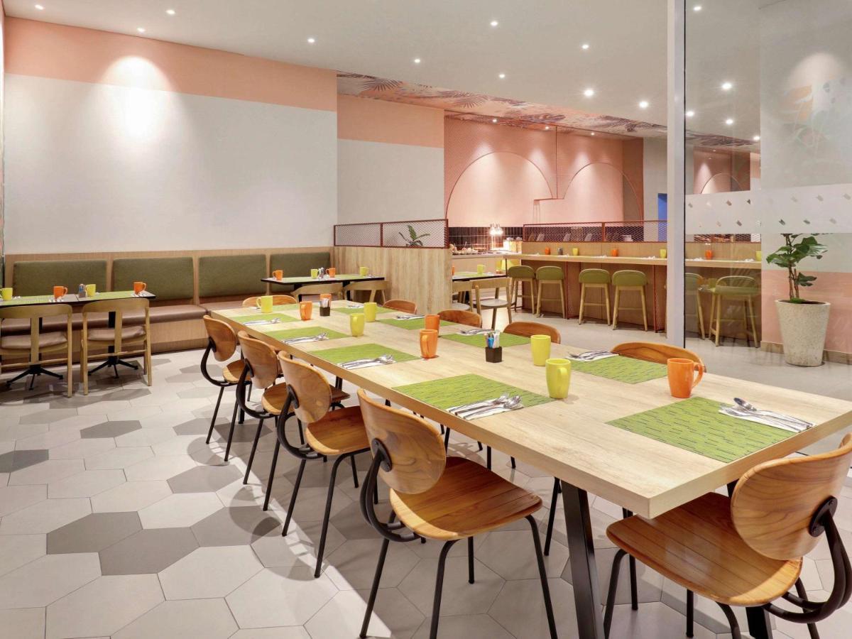Ibis Styles Bogor Pajajaran Hotel Ngoại thất bức ảnh