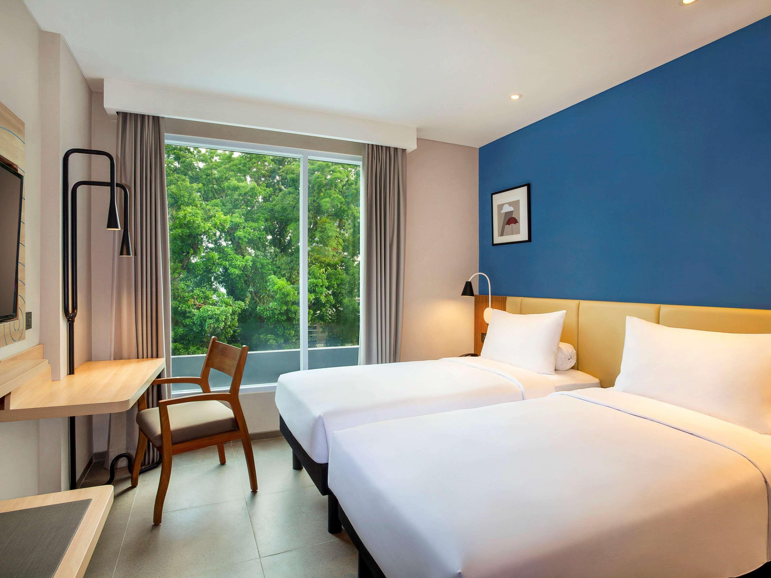 Ibis Styles Bogor Pajajaran Hotel Ngoại thất bức ảnh