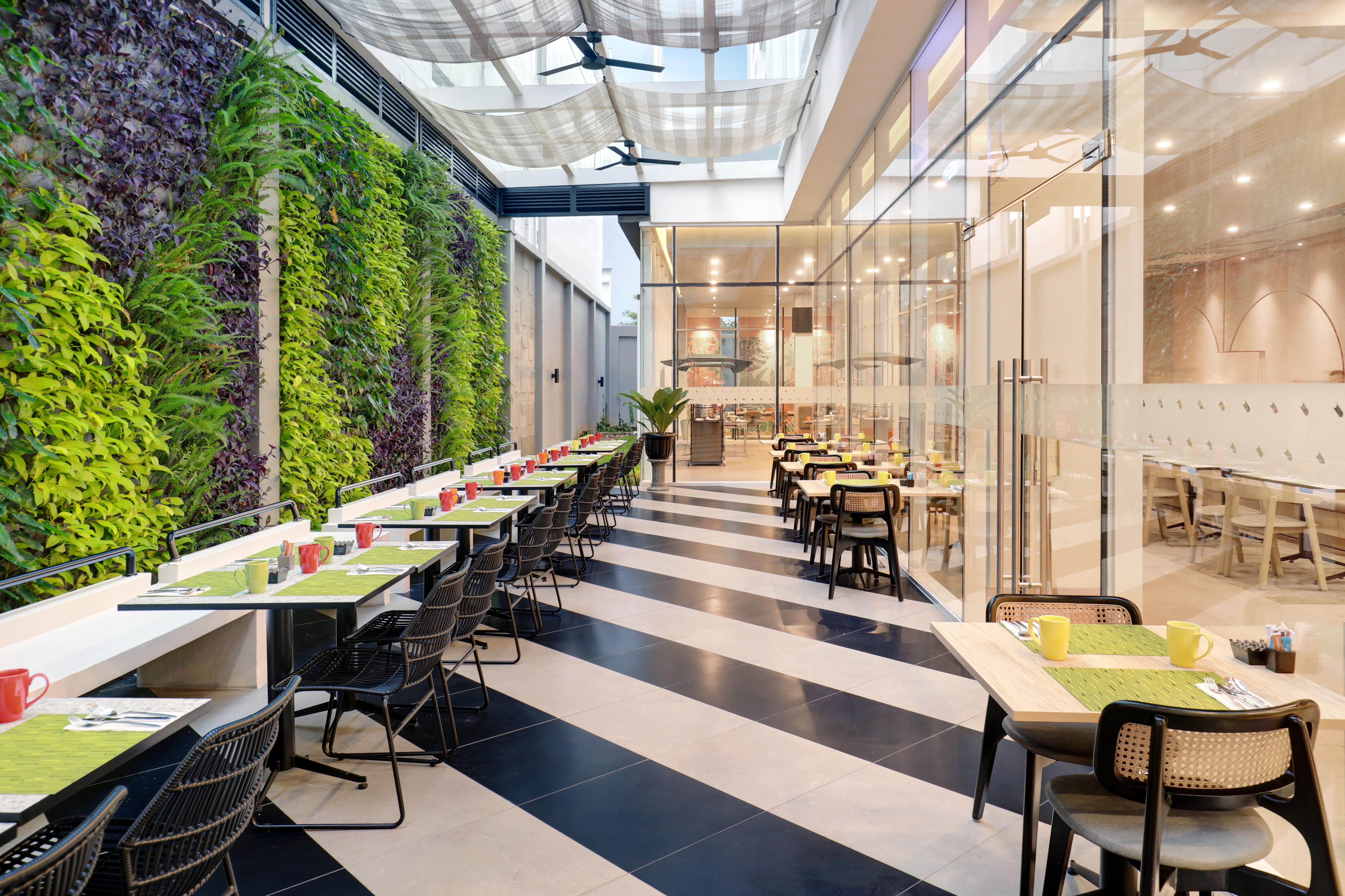 Ibis Styles Bogor Pajajaran Hotel Ngoại thất bức ảnh
