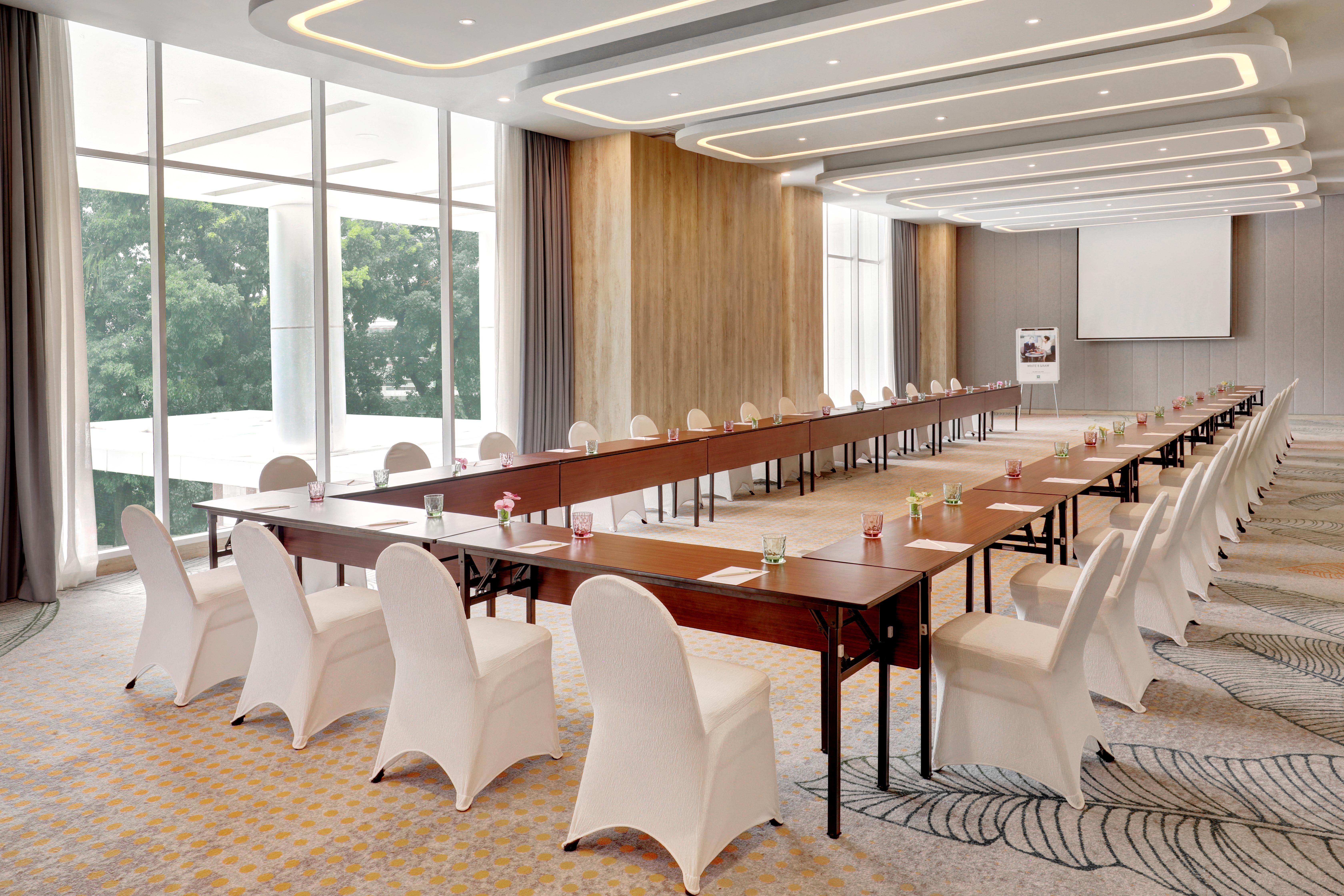 Ibis Styles Bogor Pajajaran Hotel Ngoại thất bức ảnh