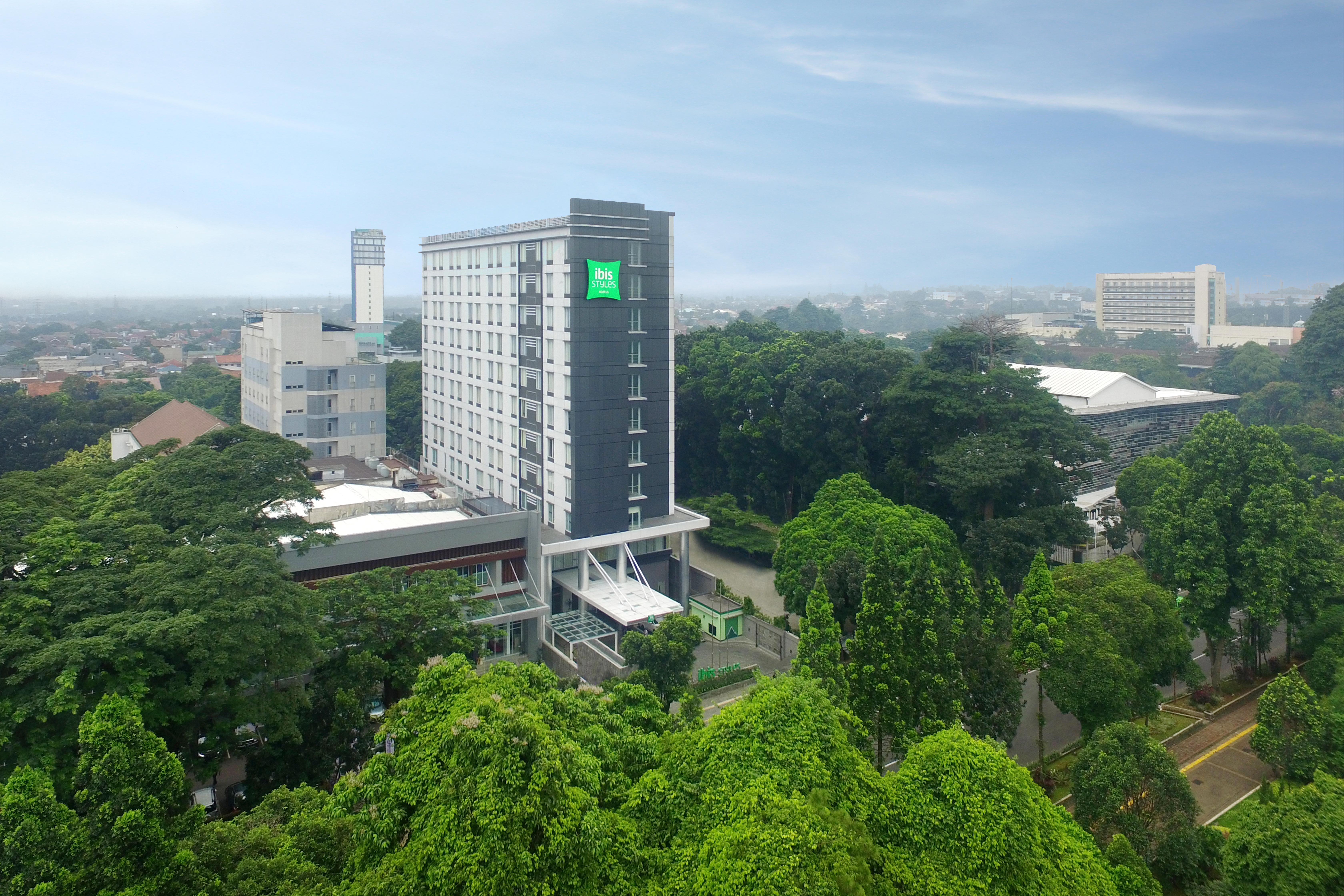 Ibis Styles Bogor Pajajaran Hotel Ngoại thất bức ảnh