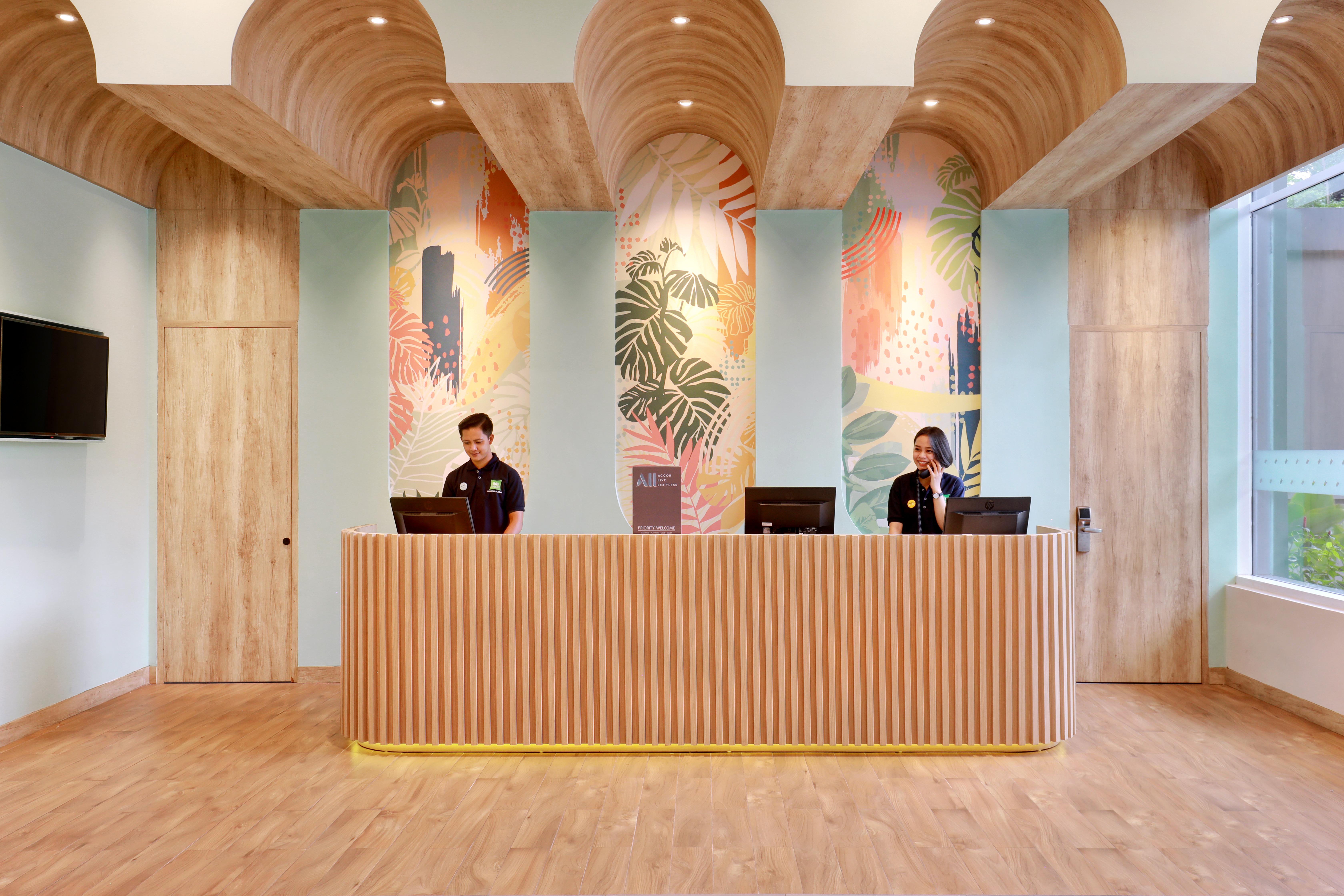 Ibis Styles Bogor Pajajaran Hotel Ngoại thất bức ảnh